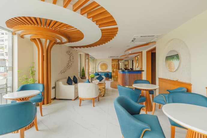 UMET Seaview Hotel with Free Roundtrip Airport Pick up and drop off, Primary image