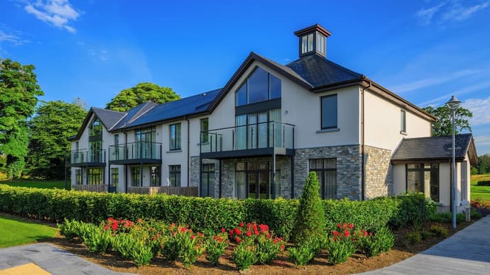 Killeen Castle, Primary image