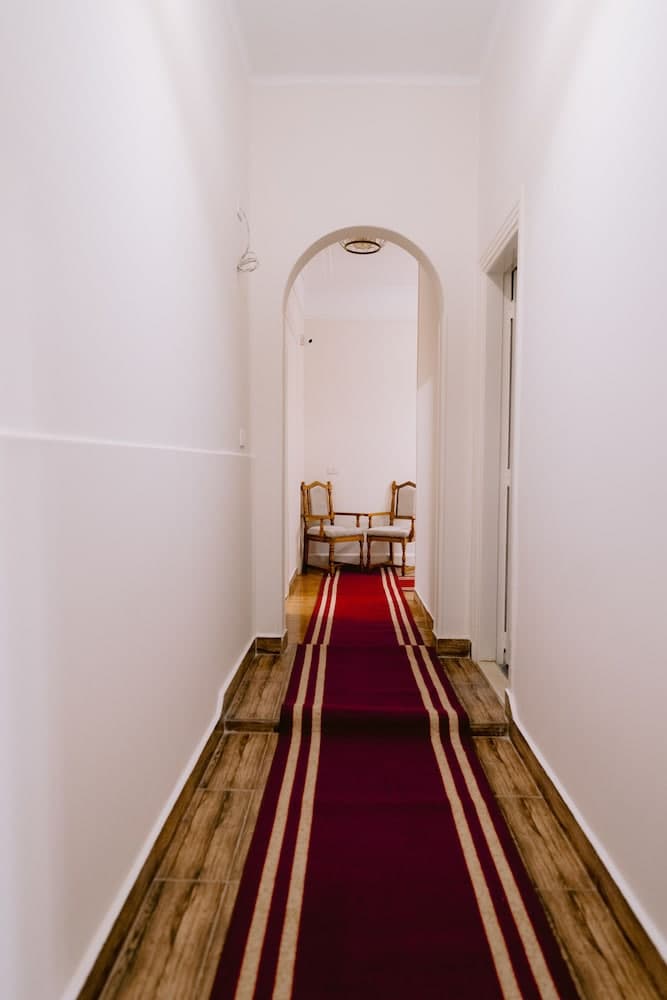 Central Cairo Hotel, Interior entrance
