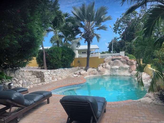 Mirador Apartments, Primary image