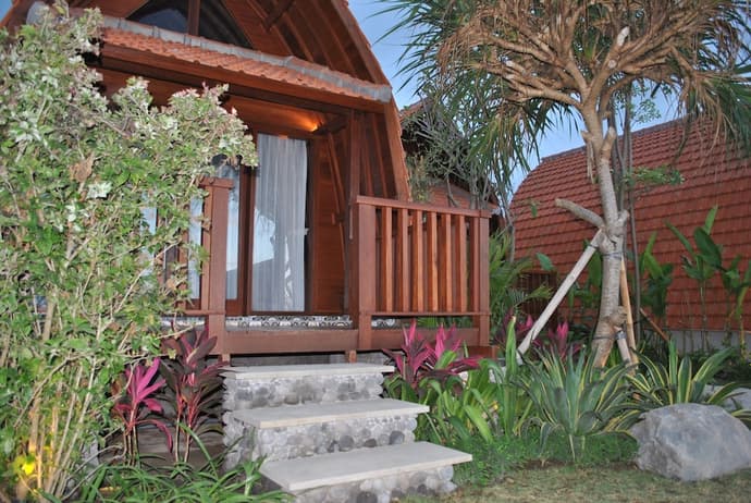 Room-love Without Boundaries, Primary image