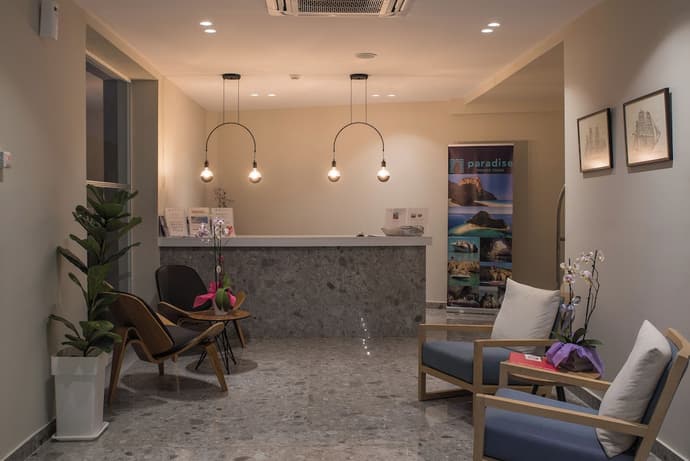 Amaltheia Beach Front Houses, Reception