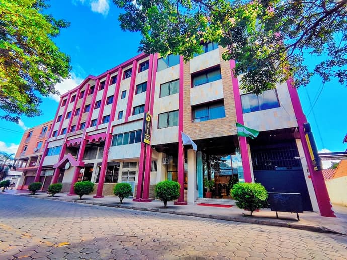 Lido Hotel, Primary image