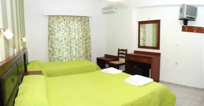Amoudi Hotel Studios & Apartments, 