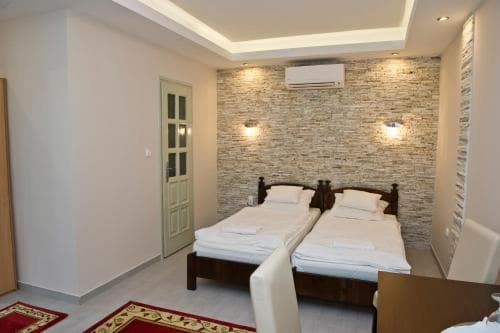 Kemence Csarda Es Szalloda, 