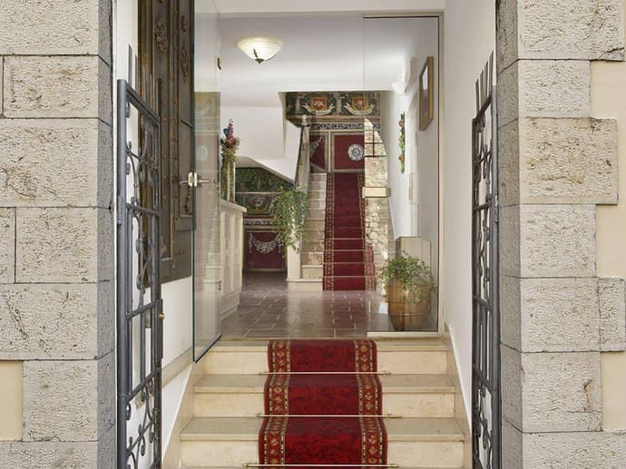 Hotel Porta Marmorea, 