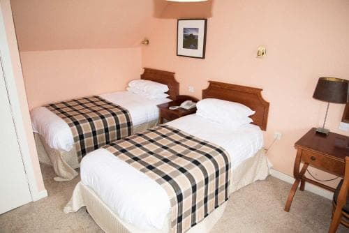 The Rosedale Hotel & Restaurant, 