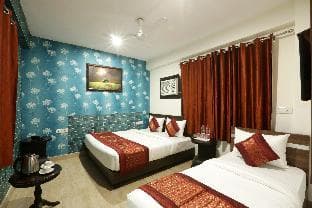 Hotel Ark Suites At Airport, 
