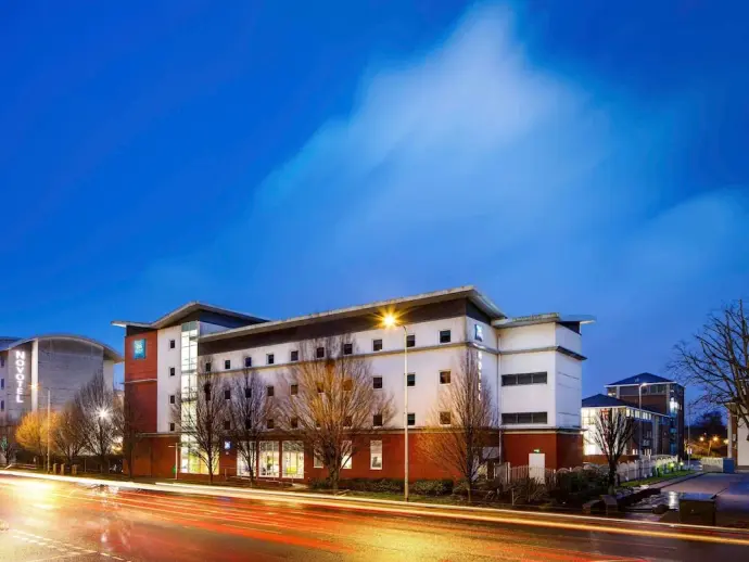 	ibis budget Cardiff Centre	, 