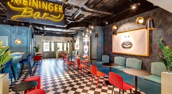 Holiday Inn St Petersburg Theatre Square, 