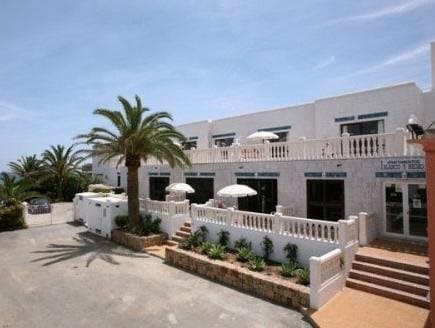 Jacaranda Apartments, 