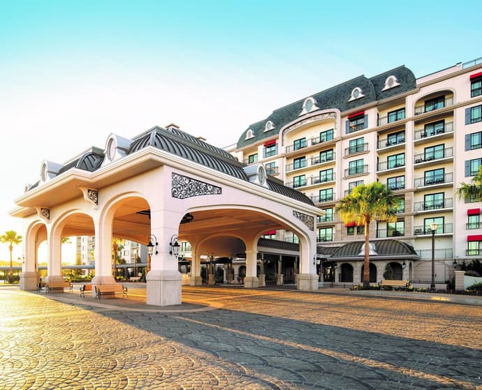 Disney's Riviera Resort, Exterior View