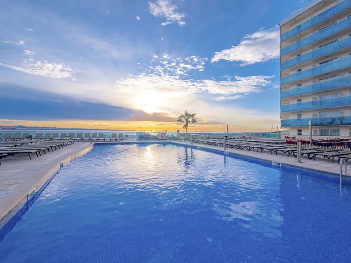 Golden Donaire Beach, General view