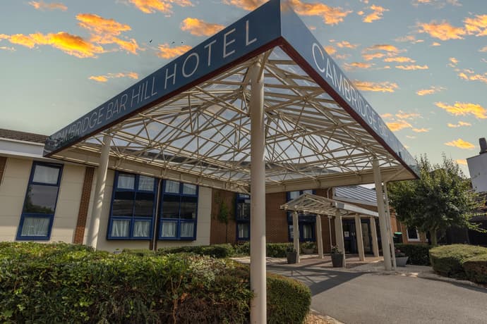 Cambridge Bar Hill Hotel BW Signature Collection, General view