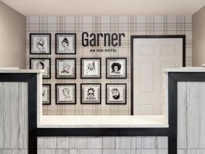 Garner Hotel Albuquerque Airport by IHG, Lobby
