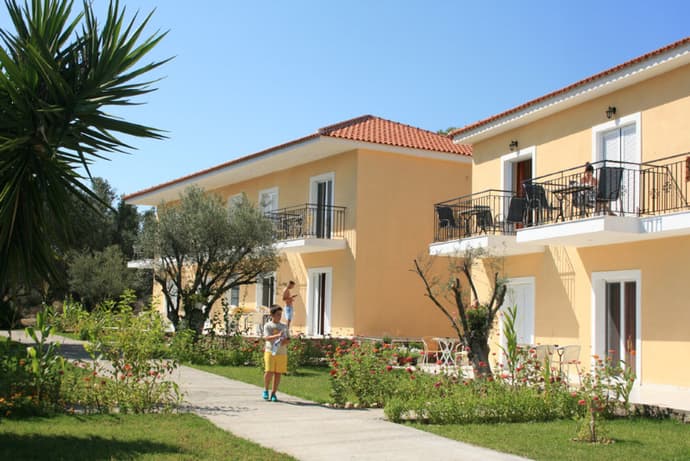 Pythos Studios & Appartments, General view