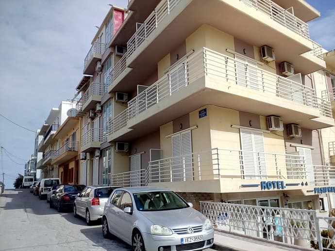 Pasiphae, General view