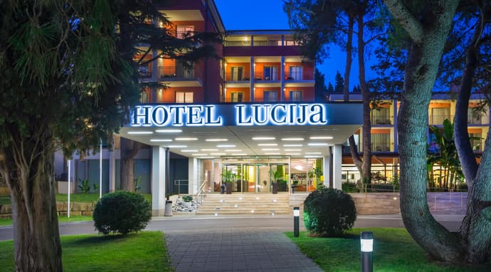 Remisens Hotel Lucija, General view
