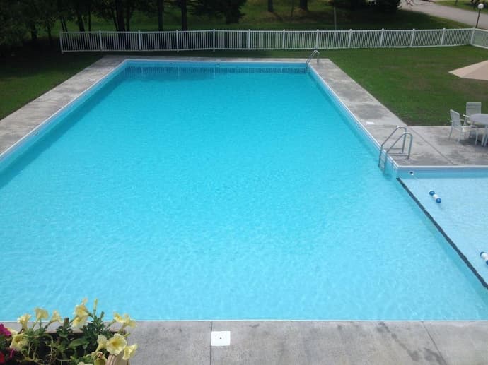 Outbound Stowe, General view