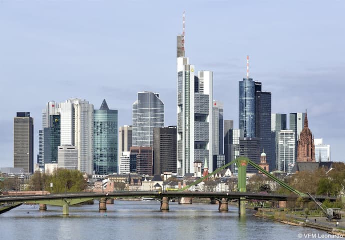 Premier Inn Frankfurt City Centre, General view