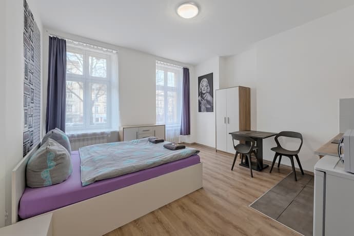 70s Guest room, General view