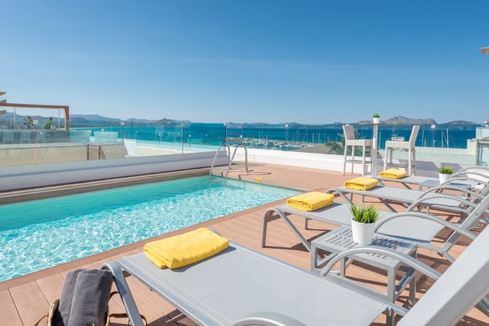 Llaut Boutique Hotel, General view