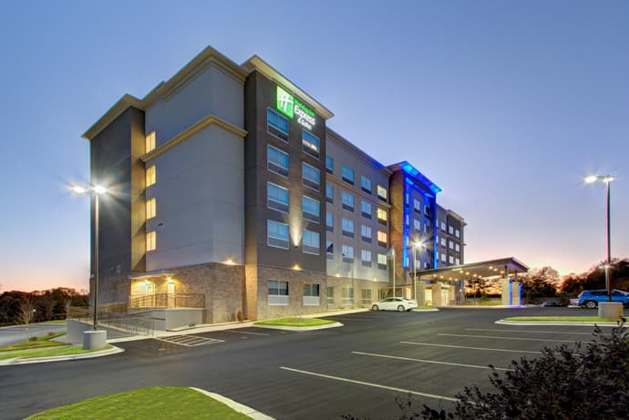 Holiday Inn Express & Suites Charlotte Southwest, General view
