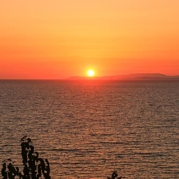 Neopol Hotel Deluxe, General view