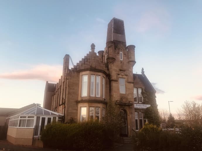 Bentley Hotel, General view