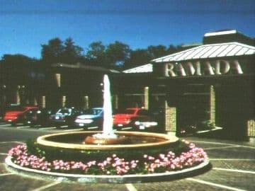 QUALITY INN PARKWAY, 