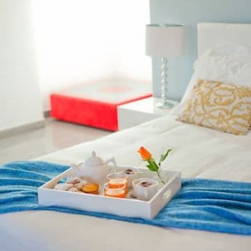 IL CORTILE DELLE ESPERIDI, 