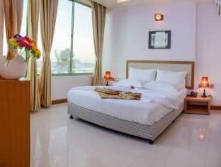 SEASON HOLIDAYS AT HULHUMALE, 