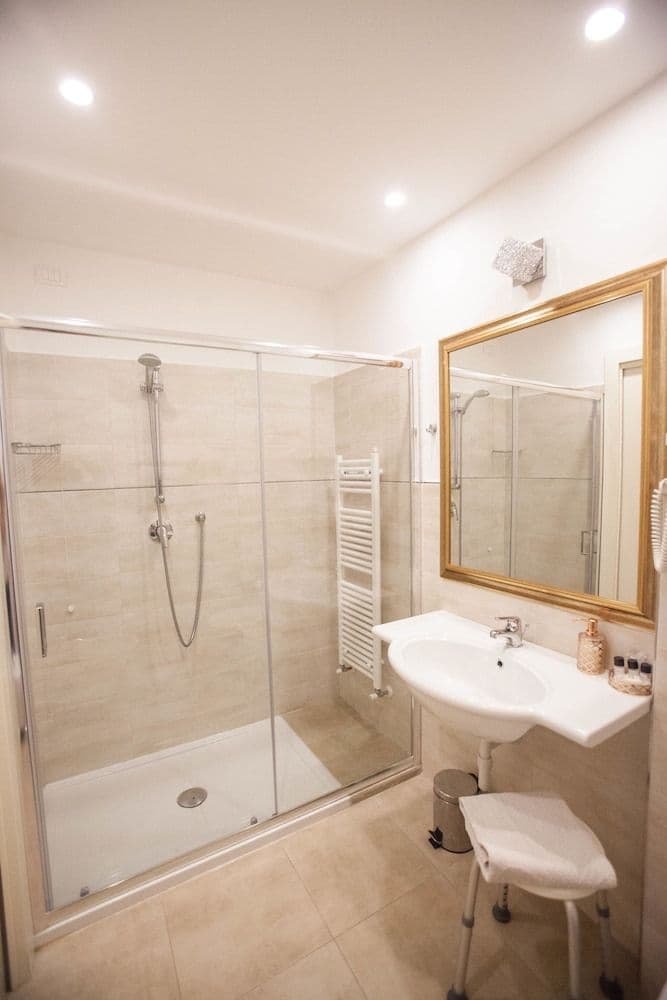 HOTEL RISTORANTE CONTINENTAL, 