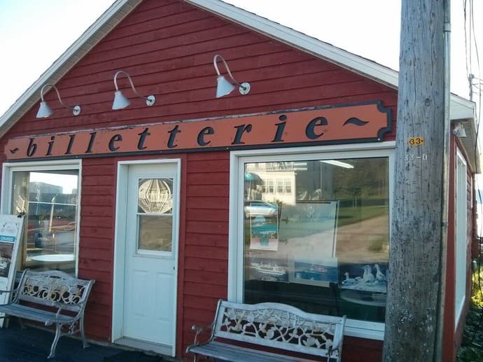 HOTEL MOTEL FLEUR DE LYS, 