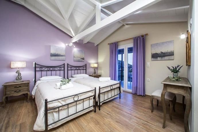 VASSILIS GUEST HOUSE, 