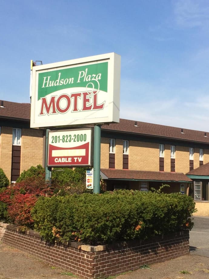 Hudson Plaza Motel Bayonne Jersey City, 