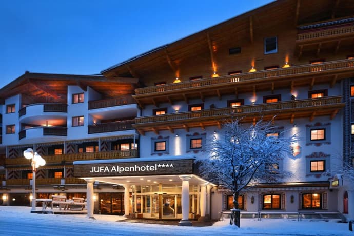 JUFA Alpenhotel Saalbach, 