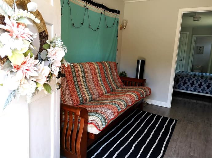 Pasadena suite with private entrance, 