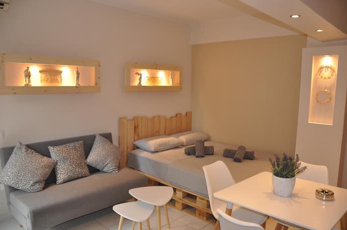 Frida's House in Old Town Thessaloniki, 