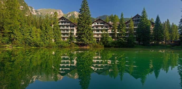 Hotel Lago di Braies, 