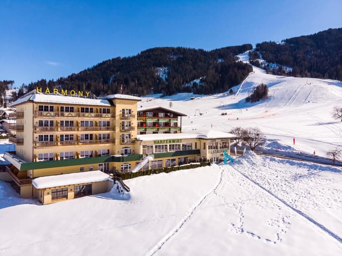 Hotel Harfenwirt #Ski-in Ski-out, 