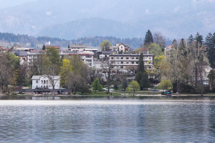 Lakefront Bled - Rooms & Apartments, 