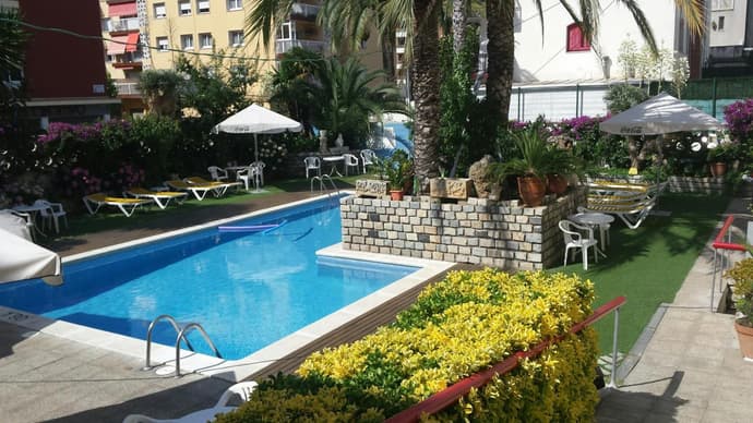Apartaments Mar Blau Calella, 