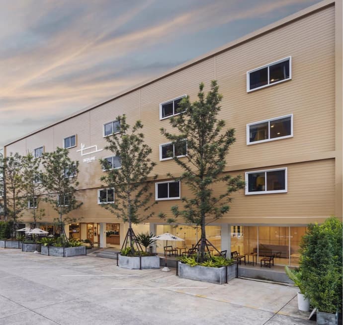 Bedline Hotel - SHA Certified, 