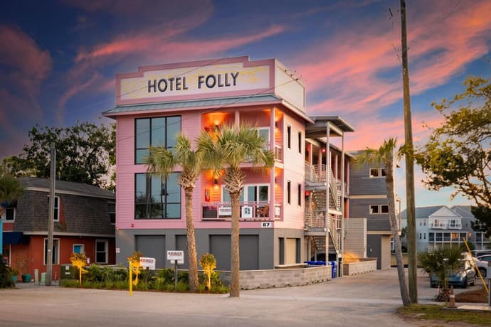 Hotel Folly with Marsh and Sunset Views, 
