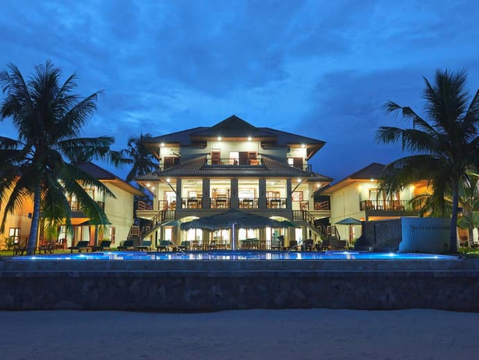 Sara Beachfront Boutique Resort, 