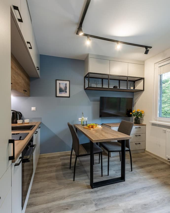 Batorego 16 Blue Prywatne mieszkanie 300m od Metro Pole Mokotowskie i SGH Samodzielne Zameldowanie! Self Check-in System!, 