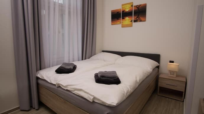 Apartment CONTINENTS nearby Main Train and Bus Station, 