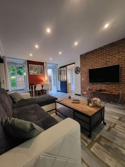 Grasse, superbe 2 pièces à 2 minutes du centre, 