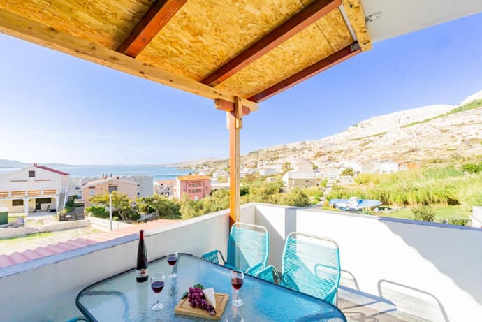 Kob Orog good location with sea views and modern decor, 